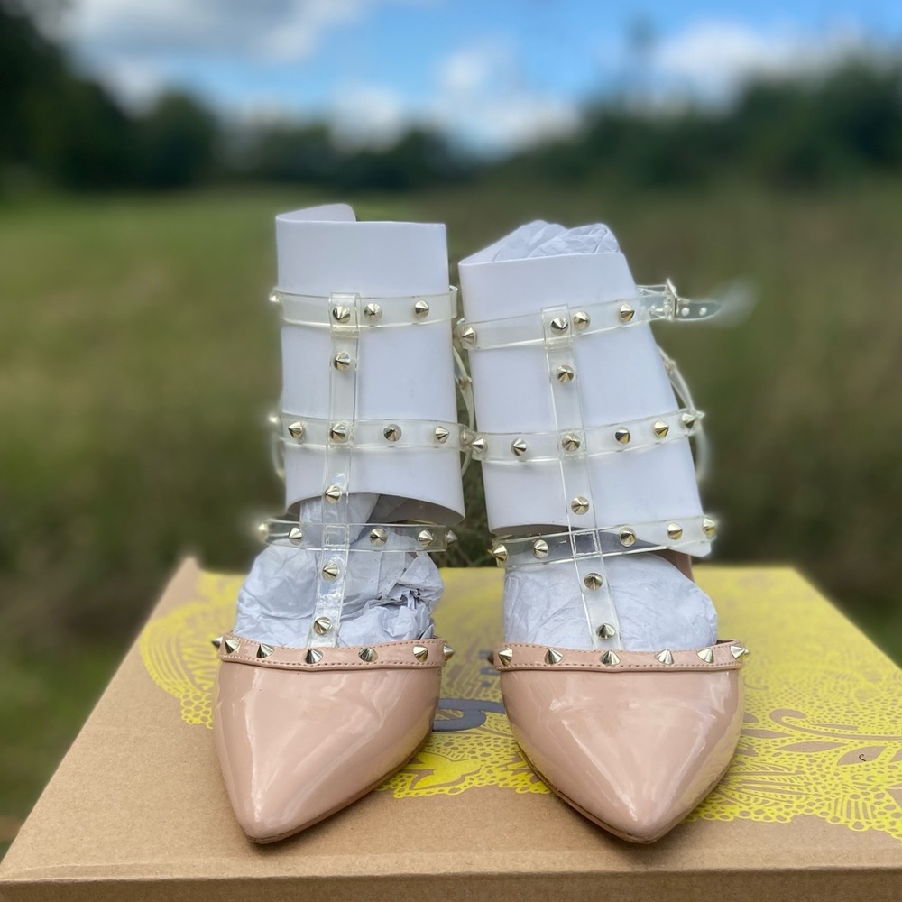 Mix No. 6 studded heels